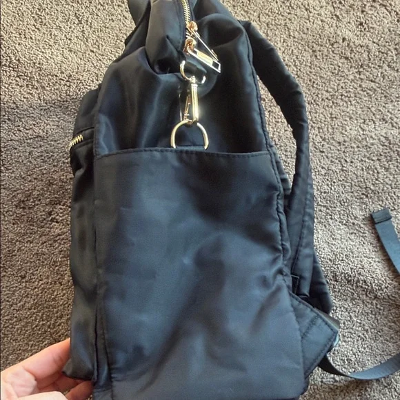 Stylish full size travel Black Backpack - Picture 5 of 7